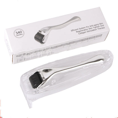 540 Microneedle Roller With Gold or Silver Handle