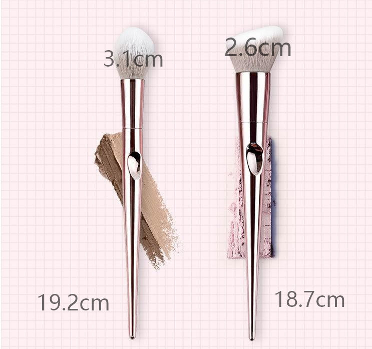 Makeup brush - Hair Your Lux