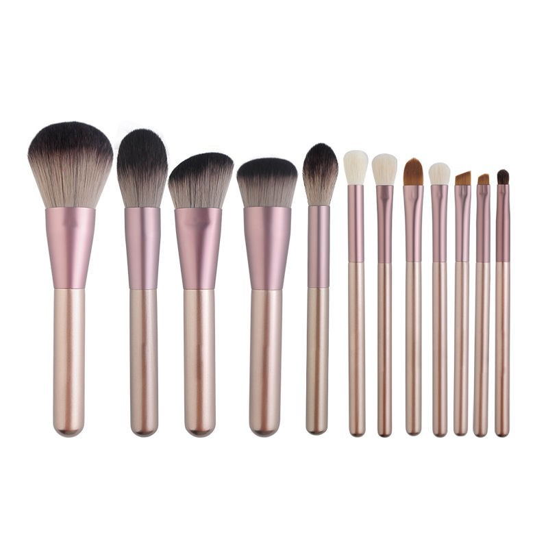 Makeup brush - Hair Your Lux