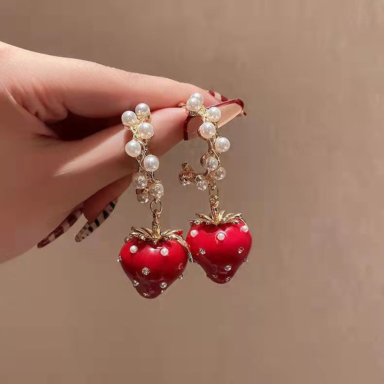 Original Retro Pearl Strawberry Earrings For Women Special-interest Design - Hair Your Lux